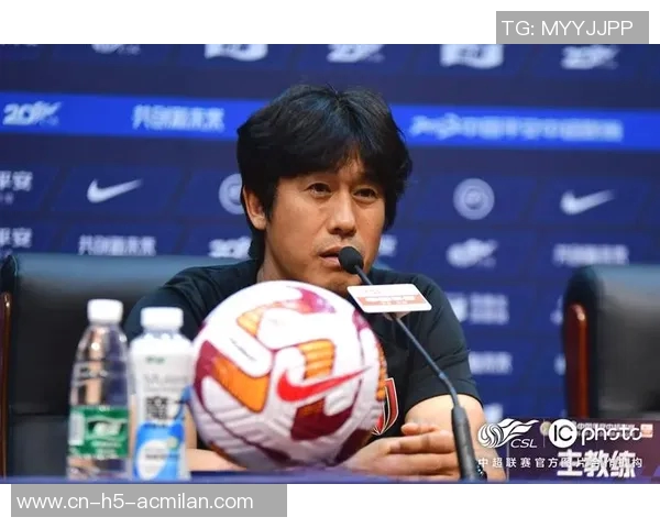 山东泰山足球俱乐部成为中超首支积分突破1500分的球队荣耀时刻