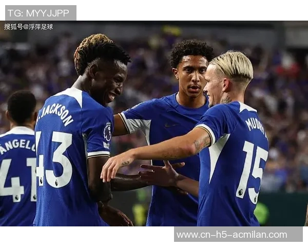 切尔西训练基地泳池警报误响球员们紧急撤离引发关注 切尔西训练基地泳池警报误响球员们紧急撤离引发关注