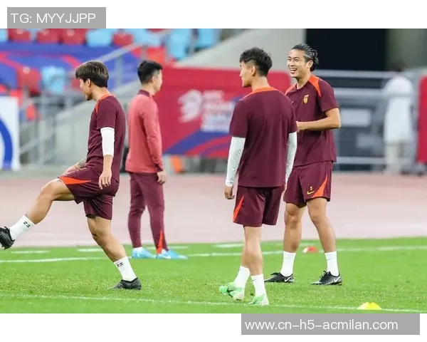 国安队明天下午适应场地训练拉米罗与塞鸟将出席新闻发布会