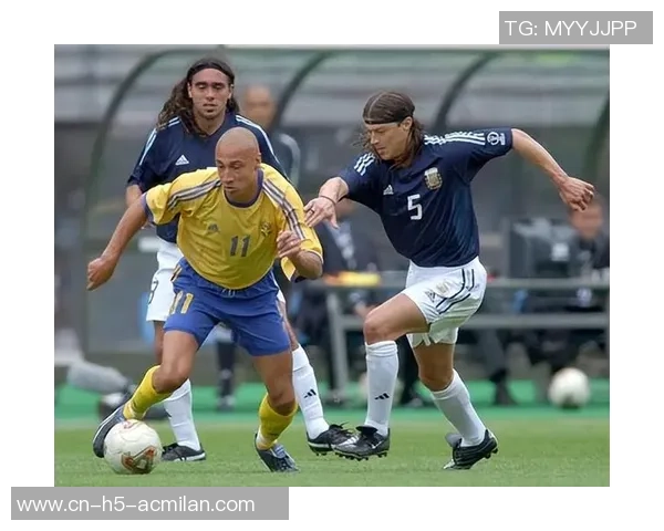 西蒙尼与阿尔梅达六年国家队宿舍生活揭示深厚友谊