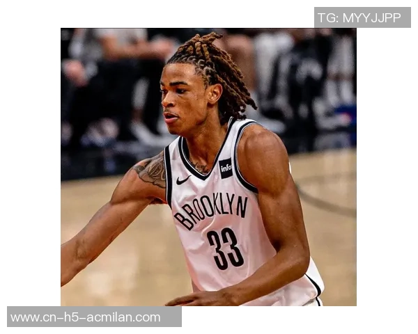 76人半场大幅领先篮网15分乔治表现出色庄神意外伤退克拉克斯顿贡献12分